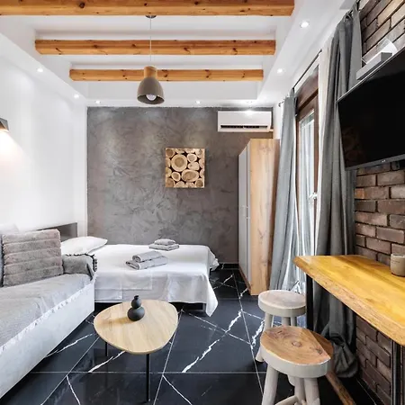 Skra Hideaway In Center, By Binobi ! Apartment *