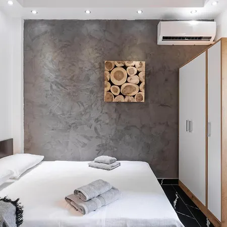 Skra Hideaway In Center, By Binobi ! Apartment